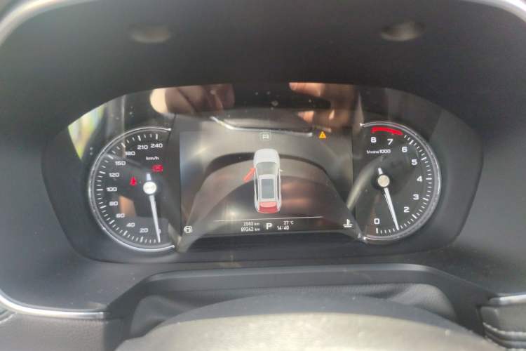 Used Roewe RX5 2016 30T Two-Wheel Drive Automatic Internet Smart Edition Instrument Cluster