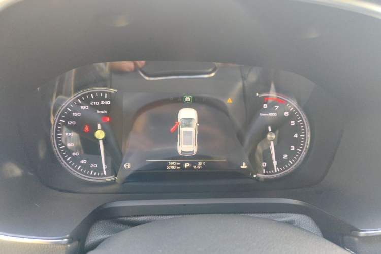 Used Roewe RX5 2016 30T Two-Wheel Drive Automatic Internet Smart Edition Instrument Cluster