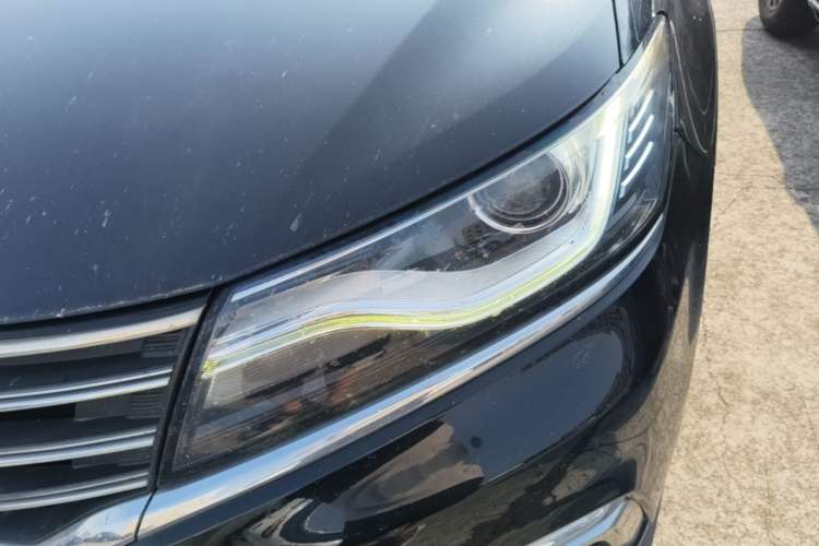 Used Roewe RX5 2016 20T Two-Wheel Drive Automatic Flagship Edition Left Front Headlight