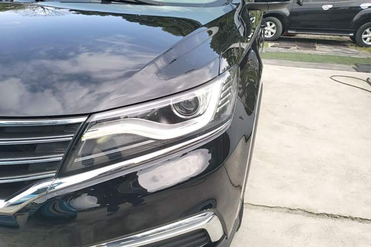 Used Roewe RX5 2016 Revised Version 20T Two-Wheel Drive Manual Transmission Luxury Edition Left Front Headlight