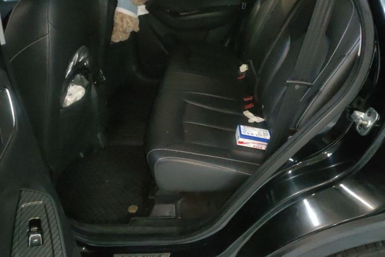Used Roewe RX5 2016 20T Two-Wheel Drive Automatic Internet Smart Edition Left Rear Seat