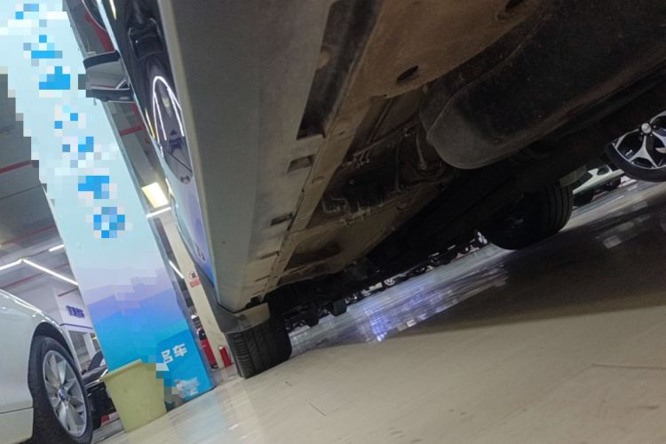 Used Roewe RX5 2016 30T Four-Wheel Drive Automatic Internet Smart Luxury Edition Left Side Sill