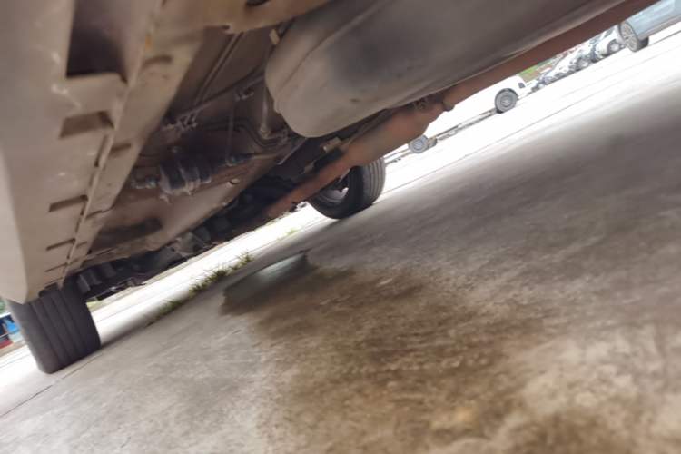 Used Roewe RX5 2016 20T Two-Wheel Drive Automatic Flagship Edition Left Side Sill