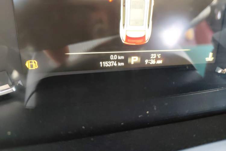 Used Roewe RX5 2016 30T Four-Wheel Drive Automatic Internet Smart Luxury Edition Odometer Close Up