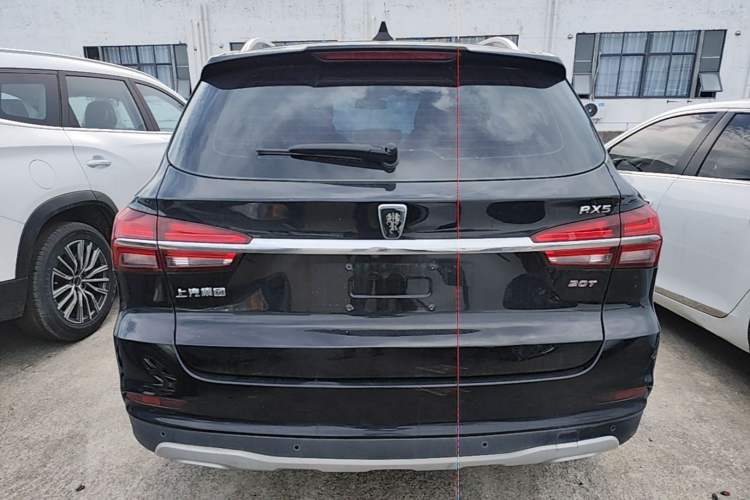 Used Roewe RX5 2016 20T Two-Wheel Drive Automatic Internet Smart Edition Rear