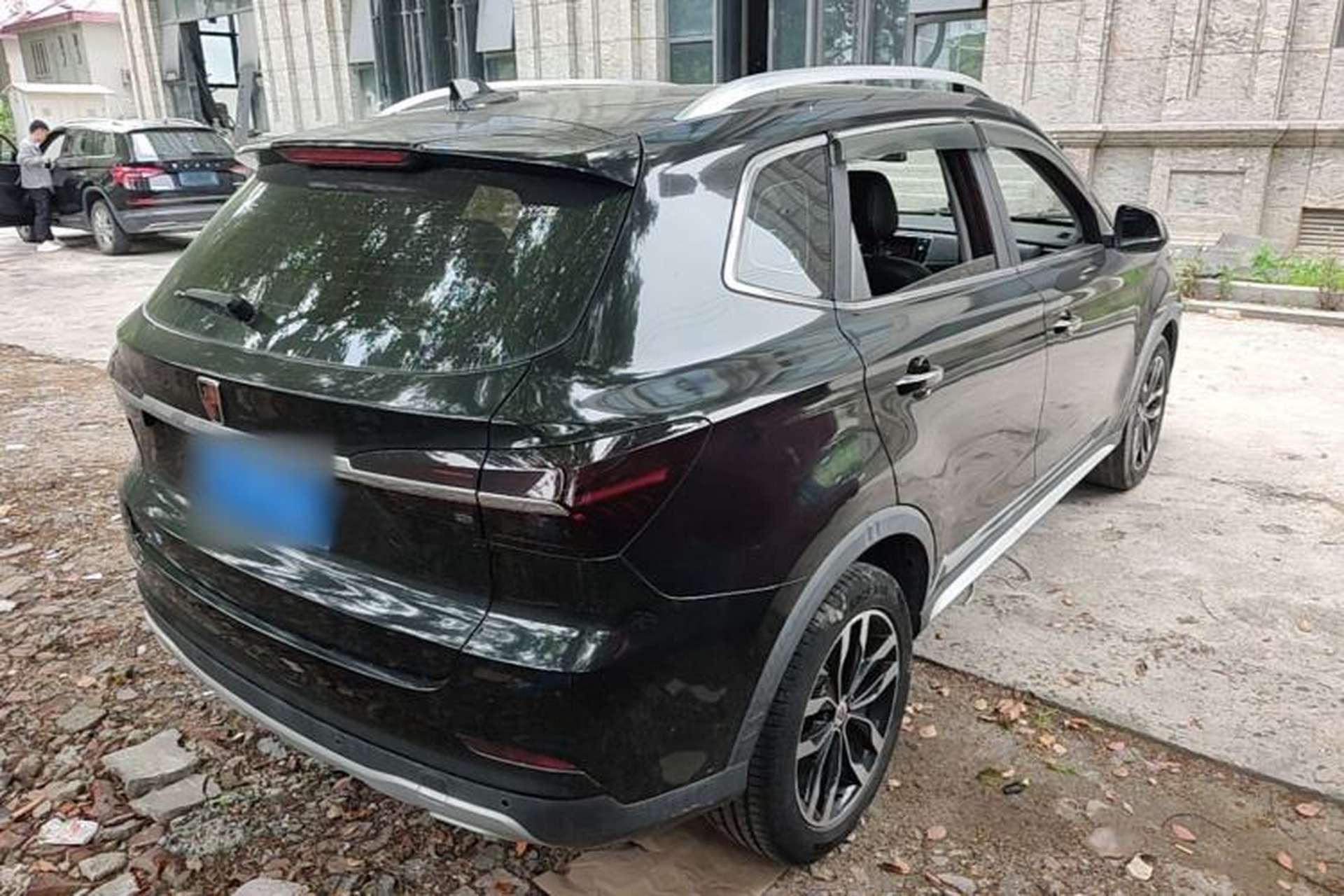 Used Roewe RX5 2016 20T Two-Wheel Drive Automatic Internet Smart Edition Rear Right 45 Deg