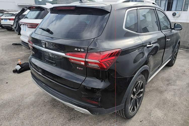 Used Roewe RX5 2016 20T Two-Wheel Drive Automatic Internet Smart Edition Rear Right 45 Deg