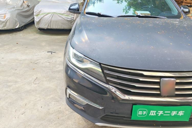 Used Roewe RX5 2016 20T Two-Wheel Drive Automatic Flagship Edition Right Front Headlight