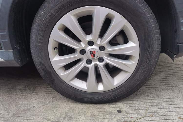 Used Roewe RX5 2016 20T Two-Wheel Drive Automatic Flagship Edition Right Front Wheel Hub