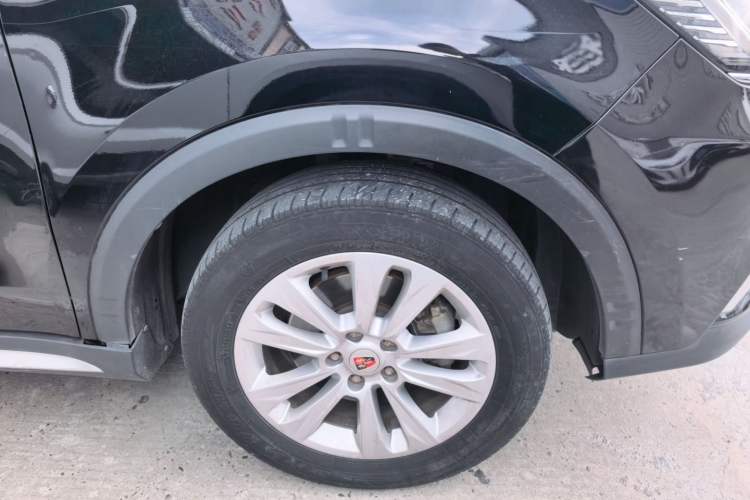 Used Roewe RX5 2016 20T Two-Wheel Drive Automatic Flagship Edition Right Front Wheel Hub