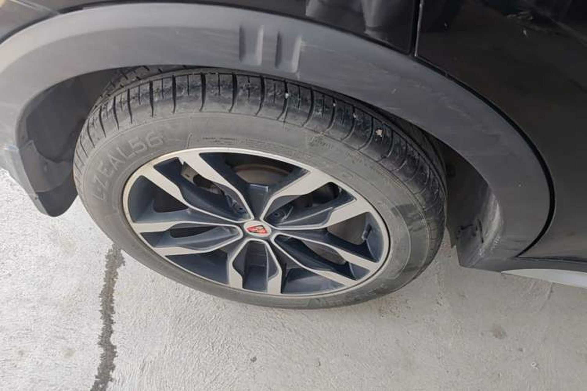 Used Roewe RX5 2016 20T Two-Wheel Drive Automatic Internet Smart Edition Right Rear Wheel Hub