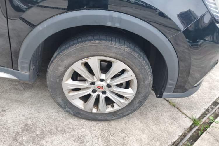 Used Roewe RX5 2016 20T Two-Wheel Drive Automatic Flagship Edition Right Rear Wheel Hub