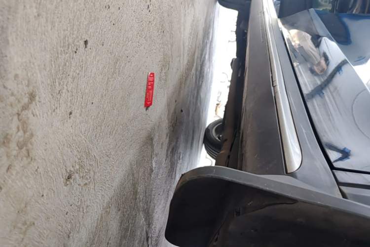 Used Roewe RX5 2016 20T Two-Wheel Drive Automatic Internet Smart Edition Right Side Sill
