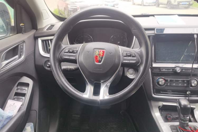 Used Roewe RX5 2016 20T Two-Wheel Drive Automatic Flagship Edition Steering Wheel