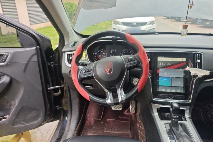 Used Roewe RX5 2016 20T Two-Wheel Drive Automatic Internet Smart Edition Steering Wheel