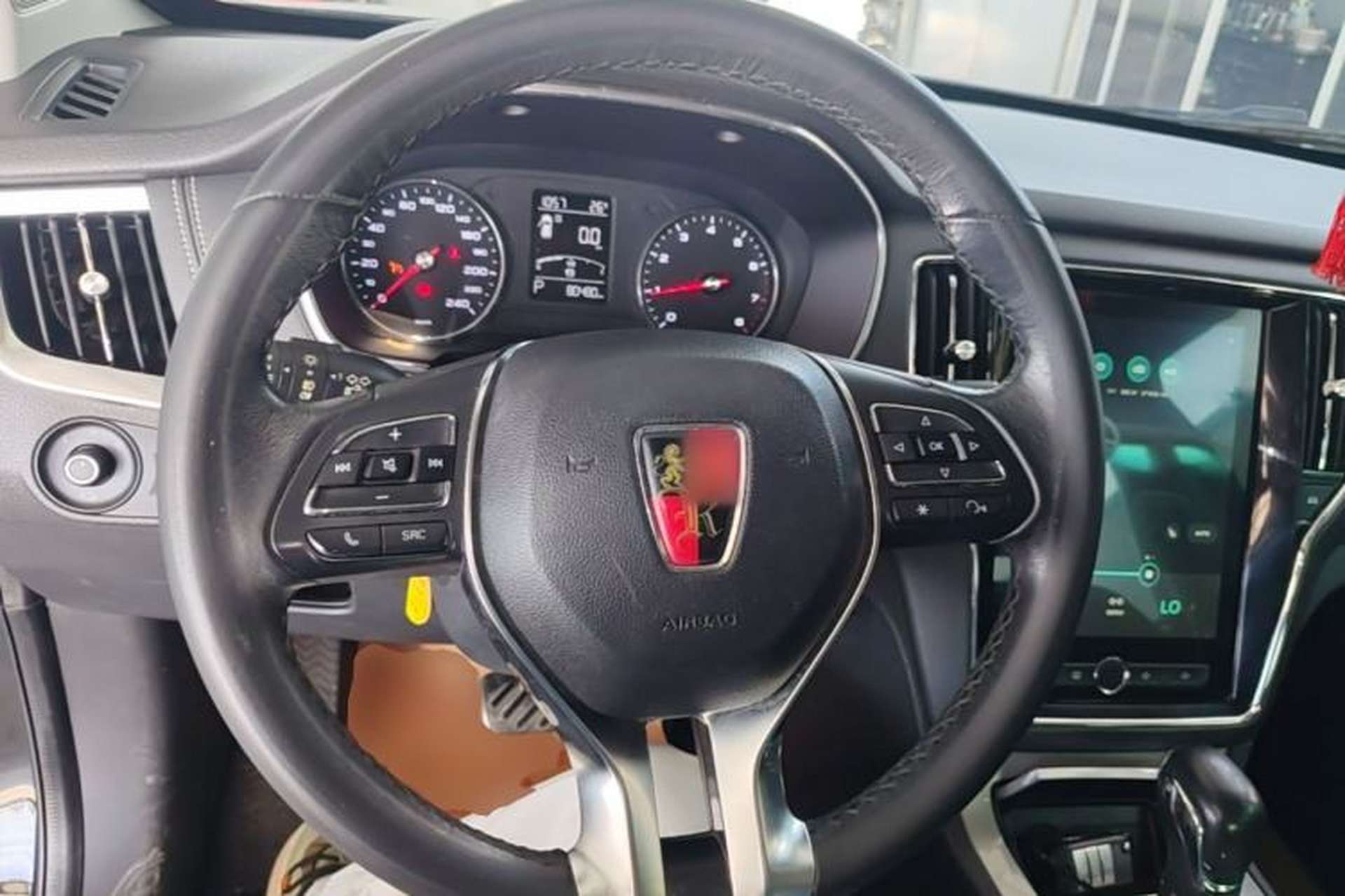 Used Roewe RX5 2016 20T Two-Wheel Drive Automatic Internet Smart Edition Steering Wheel