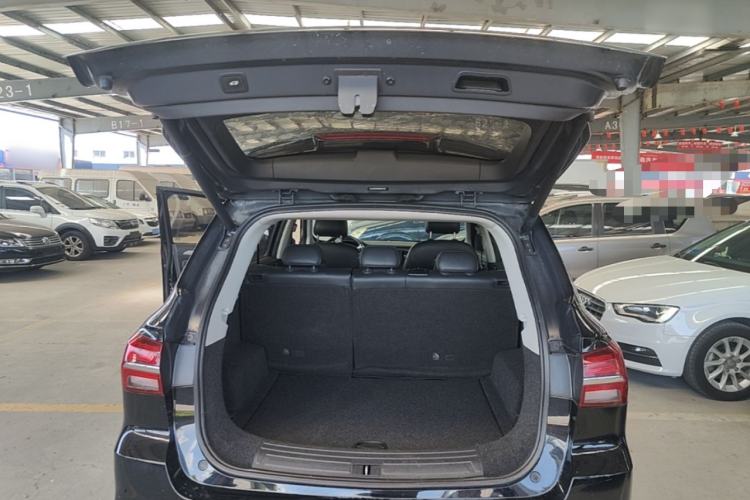 Used Roewe RX5 2016 30T Two-Wheel Drive Automatic Internet Smart Edition Trunk