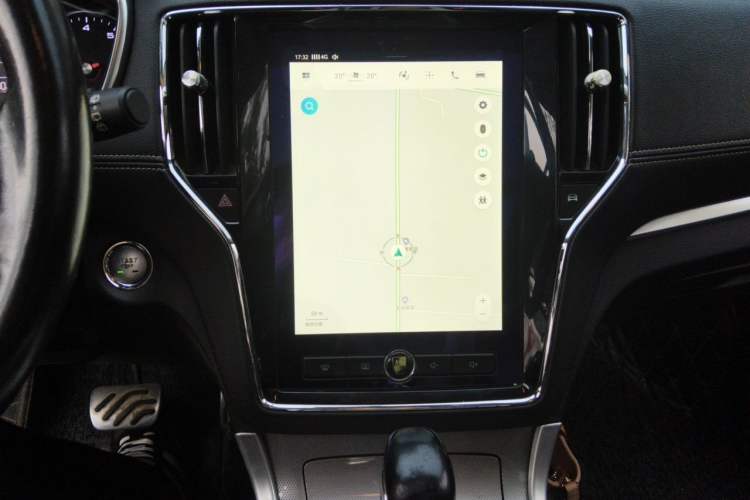 Used Roewe RX5 2016 20T Two-Wheel Drive Automatic Internet Smart Edition Audio And AC Panel