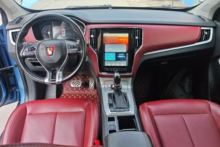 Used Roewe RX5 2016 30T Four-Wheel Drive Automatic Internet Smart Luxury Edition Center Console