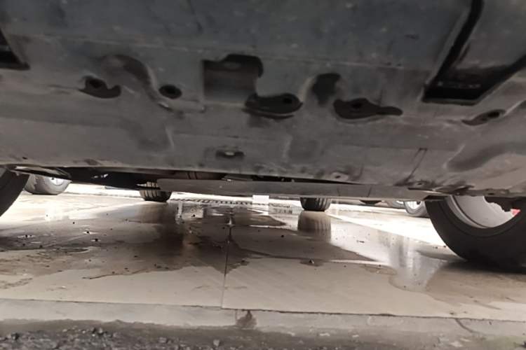 Used Roewe RX5 2016 20T Two-Wheel Drive Automatic Internet Smart Edition Chassis Front