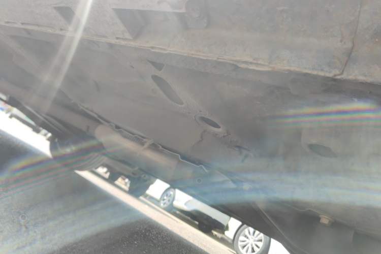 Used Roewe RX5 2016 20T Two-Wheel Drive Automatic Internet Smart Edition Chassis Front Right