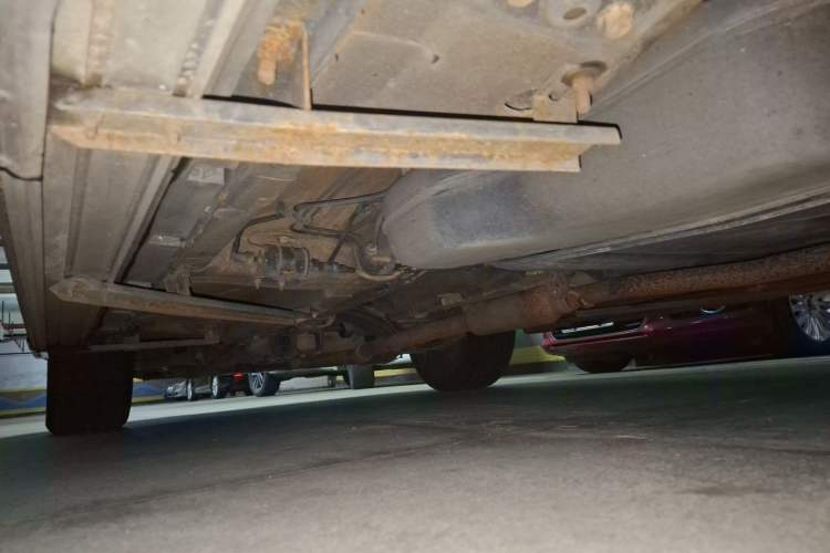 Used Roewe RX5 2016 20T Two-Wheel Drive Automatic Internet Smart Edition Chassis Rear Left