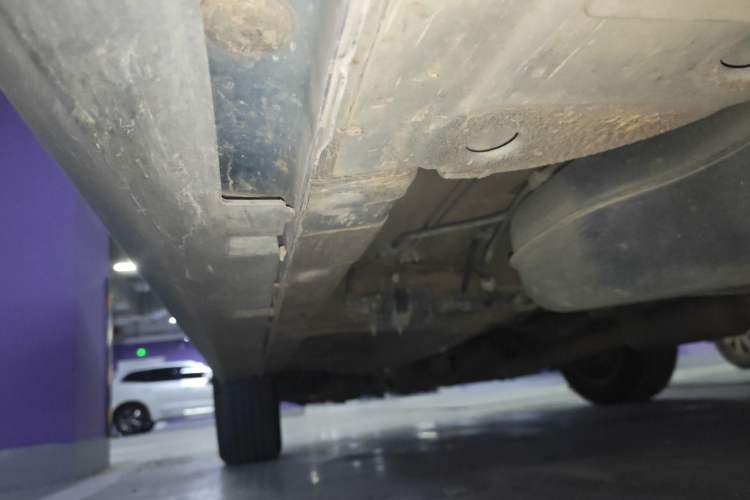 Used Roewe RX5 2016 20T Two-Wheel Drive Manual Flagship Edition Chassis Rear Left