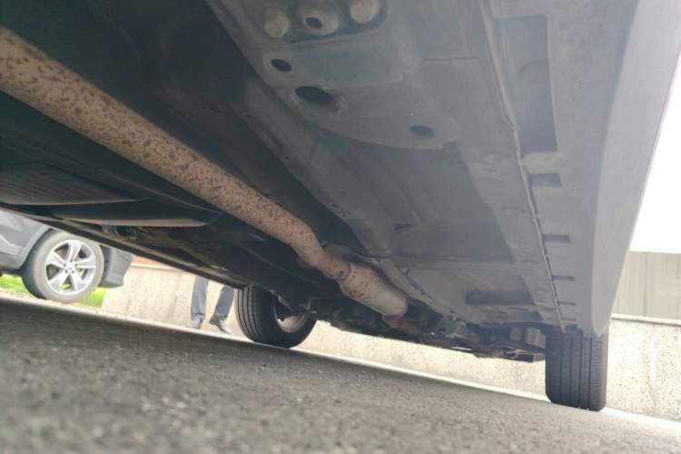 Used Roewe RX5 2016 20T Two-Wheel Drive Manual Flagship Edition Chassis Rear Right