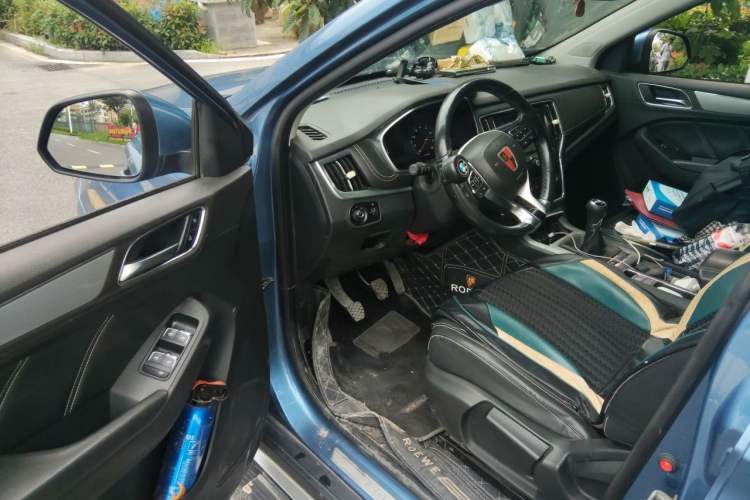 Used Roewe RX5 2016 20T Two-Wheel Drive Manual Flagship Edition Driver Seat