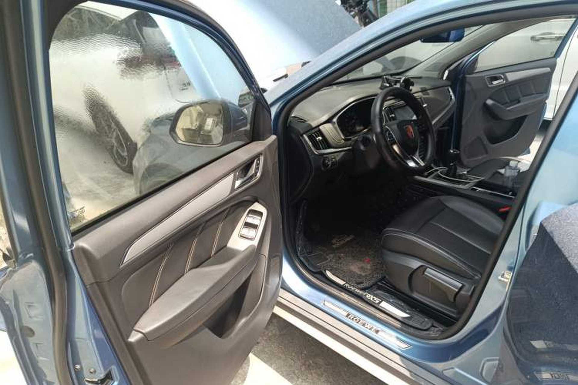 Used Roewe RX5 2016 20T Two-Wheel Drive Manual Flagship Edition Driver Seat