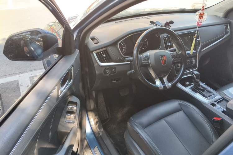 Used Roewe RX5 2016 20T Two-Wheel Drive Automatic Flagship Edition Driver Seat