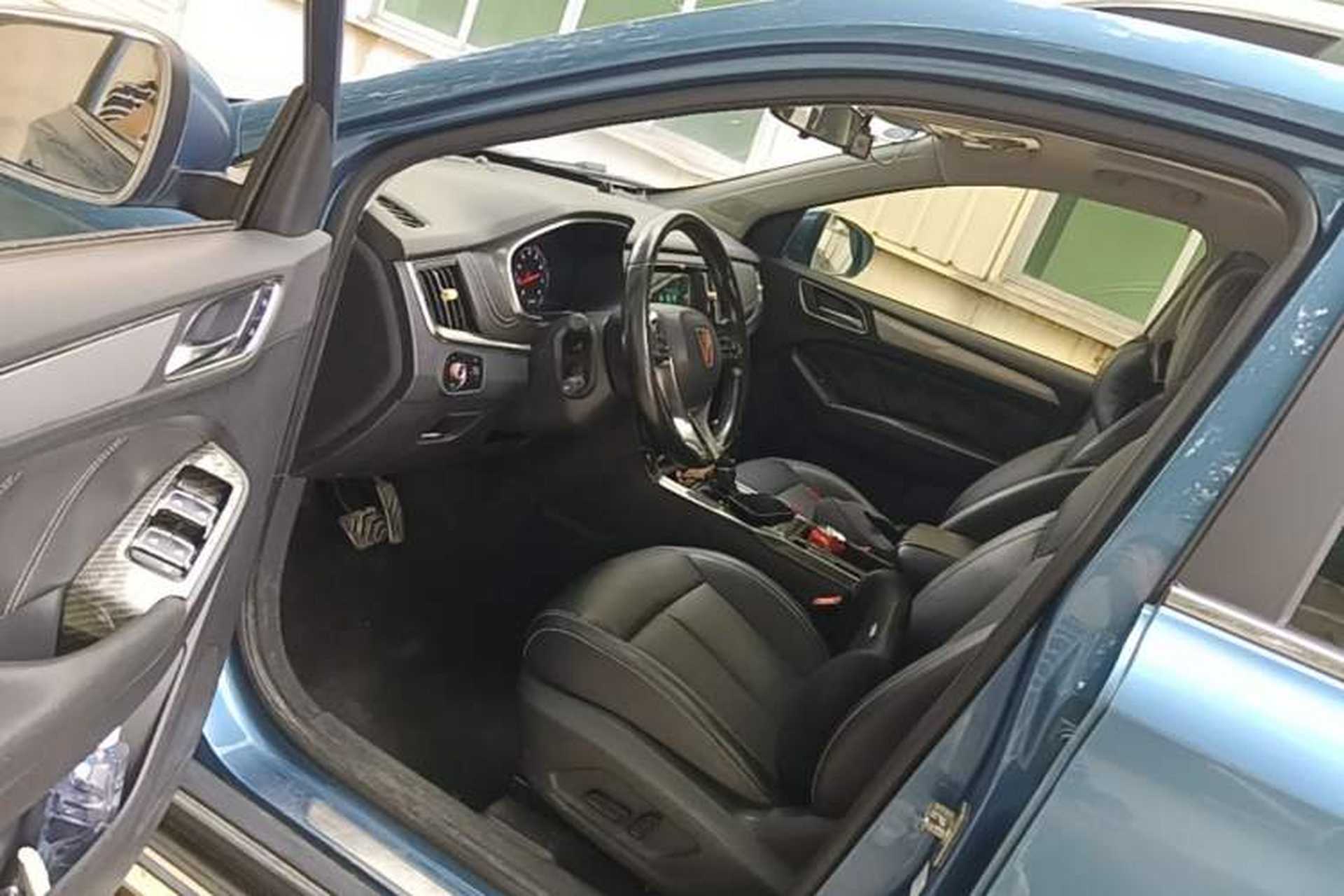 Used Roewe RX5 2016 20T Two-Wheel Drive Automatic Internet Smart Edition Driver Seat