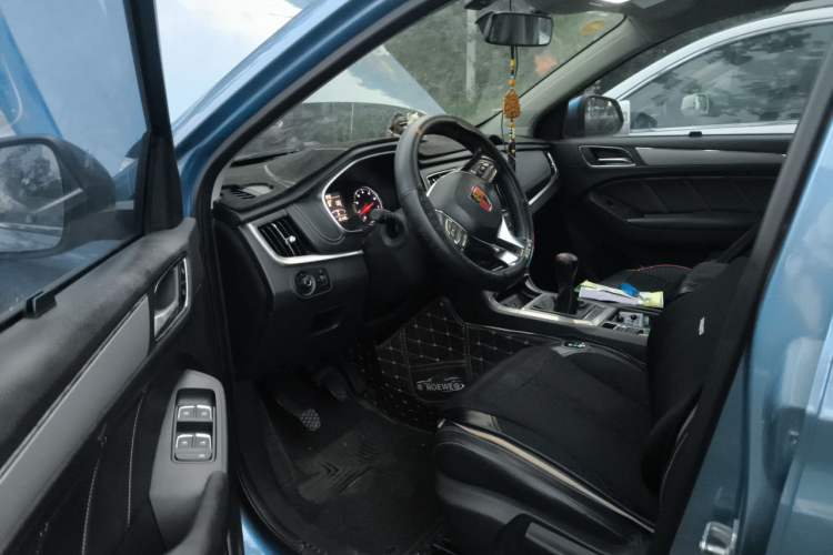 Used Roewe RX5 2016 20T Two-Wheel Drive Manual Flagship Edition Driver Seat