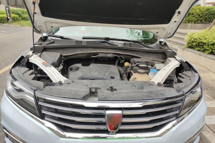 Used Roewe RX5 2016 20T Two-Wheel Drive Automatic Internet Smart Edition Engine Bay