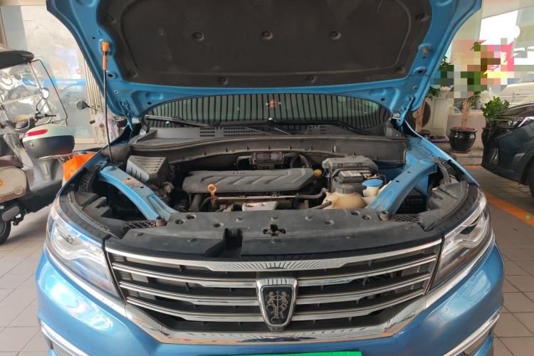 Used Roewe RX5 2016 30T Two-Wheel Drive Automatic Internet Smart Edition Engine Bay