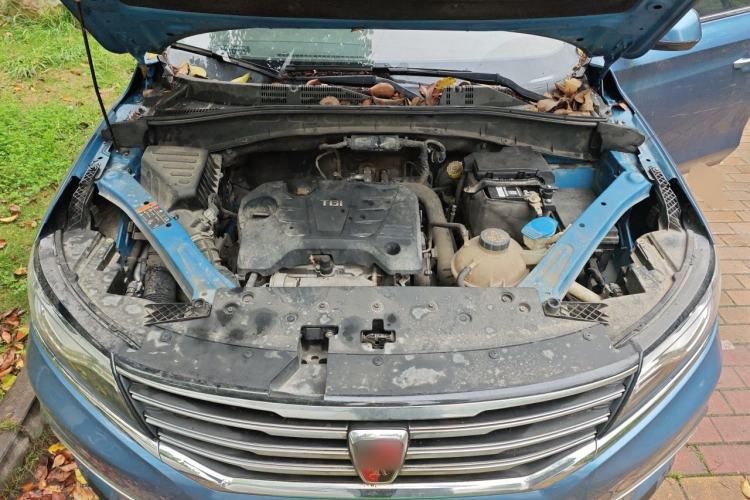 Used Roewe RX5 2016 20T Two-Wheel Drive Automatic Internet Smart Edition Engine Bay