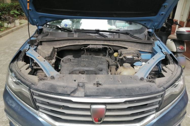 Used Roewe RX5 2016 20T Two-Wheel Drive Automatic Internet Smart Edition Engine Bay