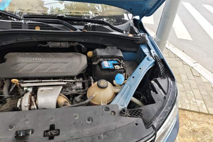 Used Roewe RX5 2016 30T Two-Wheel Drive Automatic Internet Smart Edition Engine Bay Left