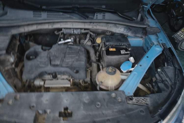 Used Roewe RX5 2016 20T Two-Wheel Drive Automatic Internet Smart Edition Engine Bay Left