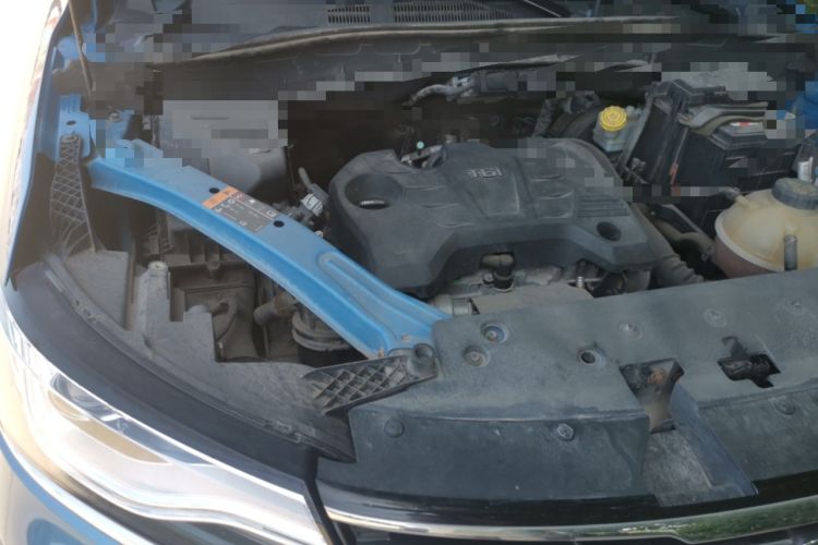 Used Roewe RX5 2016 20T Two-Wheel Drive Automatic Internet Smart Edition Engine Bay Right