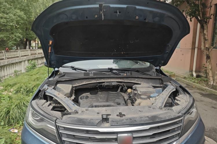 Used Roewe RX5 2016 20T Two-Wheel Drive Manual Flagship Edition Engine Bay