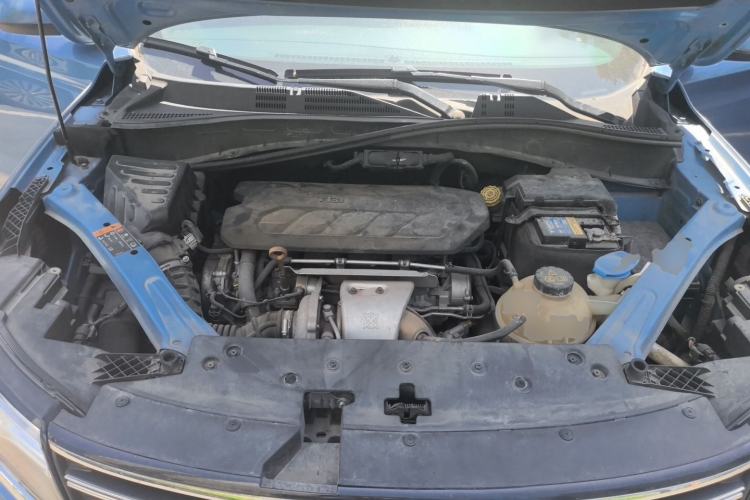 Used Roewe RX5 2016 30T Two-Wheel Drive Automatic Internet Smart Edition Engine Bay