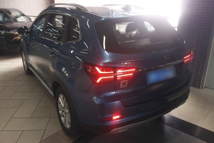 Used Roewe RX5 2016 20T Two-Wheel Drive Manual Flagship Edition Exterior 2