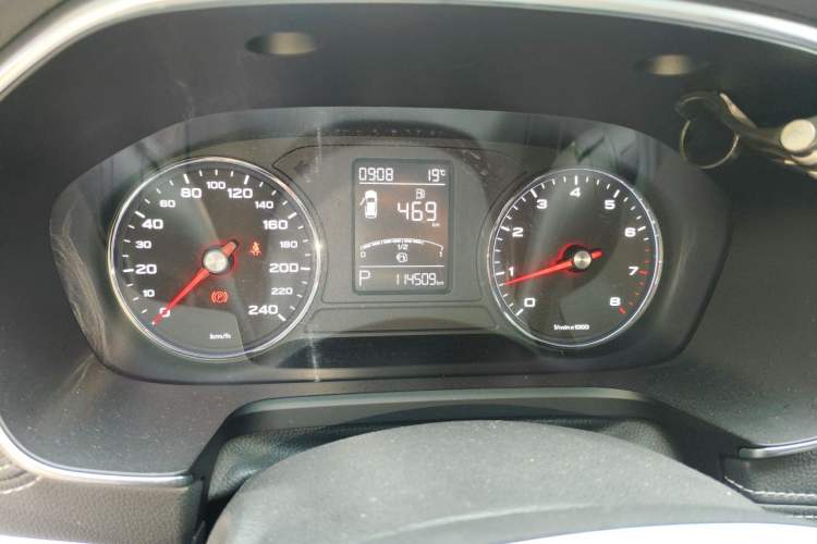Used Roewe RX5 2016 20T Two-Wheel Drive Automatic Internet Smart Edition Instrument Cluster