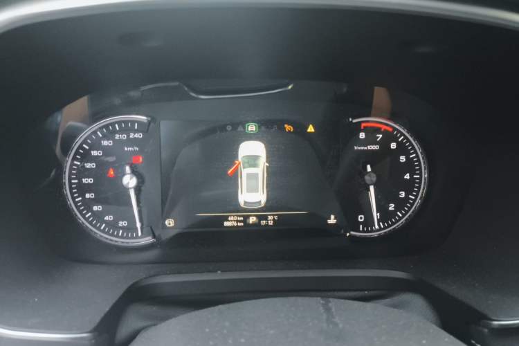 Used Roewe RX5 2016 30T Two-Wheel Drive Automatic Internet Smart Edition Instrument Cluster