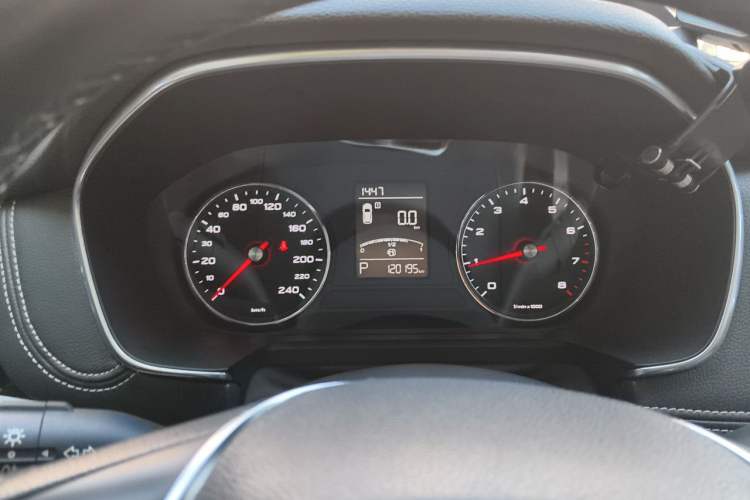 Used Roewe RX5 2016 20T Two-Wheel Drive Automatic Flagship Edition Instrument Cluster