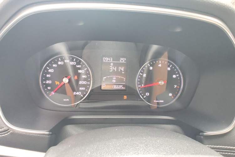 Used Roewe RX5 2016 20T Two-Wheel Drive Automatic Internet Smart Edition Instrument Cluster
