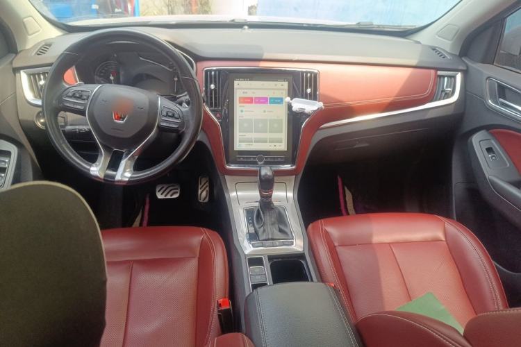 Used Roewe RX5 2016 30T Four-Wheel Drive Automatic Internet Smart Luxury Edition Interior 2