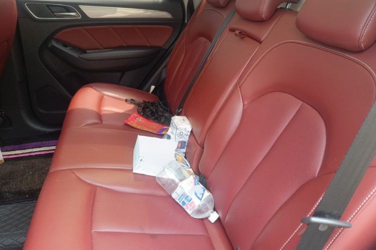 Used Roewe RX5 2016 30T Four-Wheel Drive Automatic Internet Smart Luxury Edition Interior 4