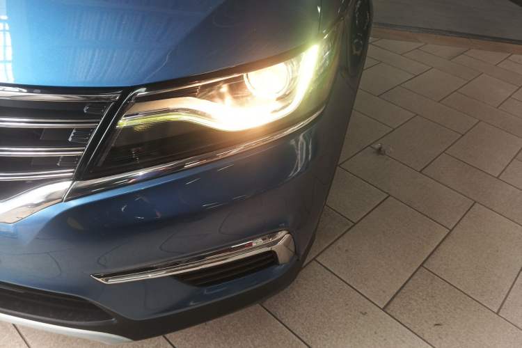 Used Roewe RX5 2016 20T Two-Wheel Drive Manual Flagship Edition Left Front Headlight
